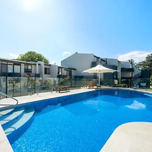 Manuka Park Serviced **** Canberra