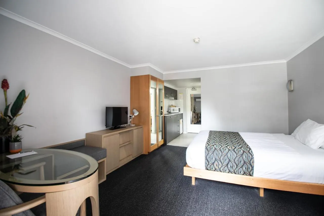 **** Ξενοδοχείο με διαμερίσματα Madison Capital Executive Apartments Κανμπέρα Αυστραλία